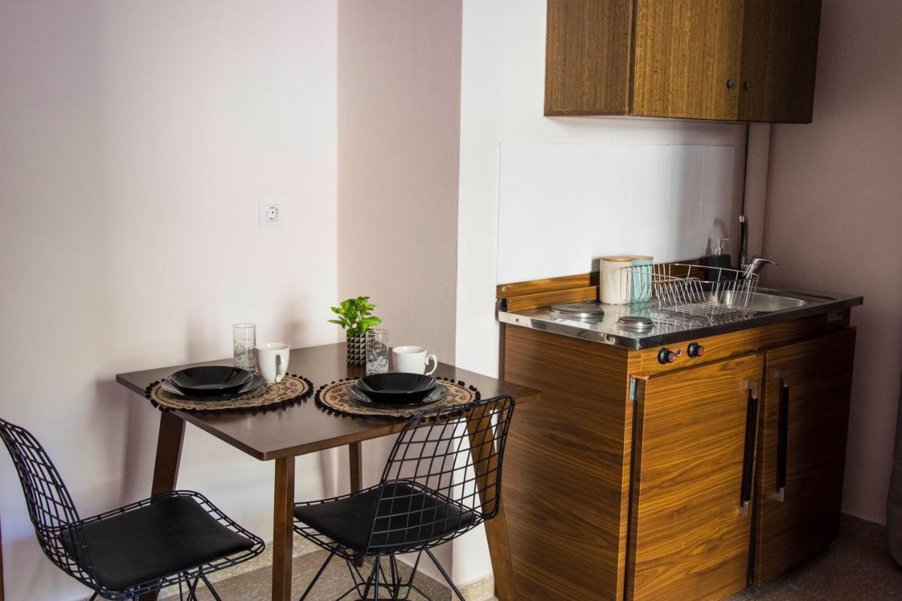 Φiloxenia Apartments Πόρος Εξωτερικό φωτογραφία